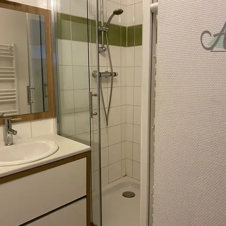 Rent this 3 bed apartment on 23 Avenue des Beaumonts in 10400 Nogent-sur-Seine, France