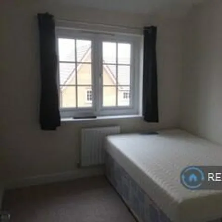 Image 5 - 22 Great Clover Leaze, Bristol, BS16 1GG, United Kingdom - Townhouse for rent