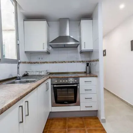 Image 2 - Carrer de Just Vilar, 26, 46011 Valencia, Spain - Apartment for rent