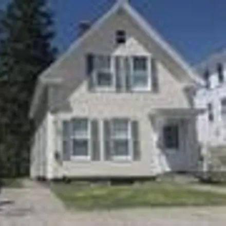 Buy this 3 bed house on 88 South Street in Manchester, NH 03104