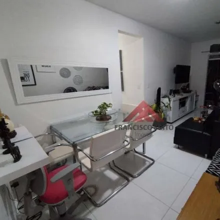Buy this 3 bed apartment on Avenida Marquês do Paraná in Centro, Niterói - RJ