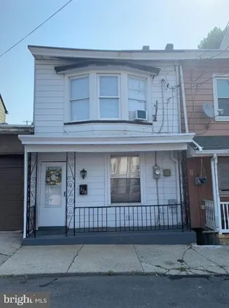 Buy this 3 bed house on Ed's USA Auto Rentals in West Laurel Boulevard, Pottsville
