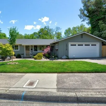Buy this 3 bed house on 1697 Northwest Prospect Avenue in Grants Pass, OR 97526