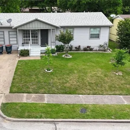 Buy this 4 bed house on 2501 Albemarle Drive in Farmers Branch, TX 75234