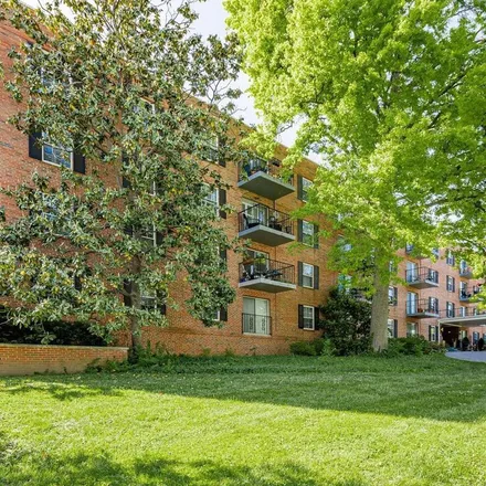Rent this 1 bed apartment on Bristol Elementary School in Gray Avenue, Webster Groves