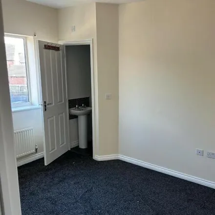 Image 5 - 12 Lifeguard Mews, Coventry, CV3 1QA, United Kingdom - Townhouse for rent