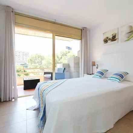 Rent this 3 bed apartment on 43840 Salou