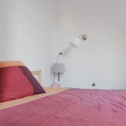 Rent this 9 bed room on Rue Charles Martel - Karel Martelstraat 23 in 1000 Brussels, Belgium