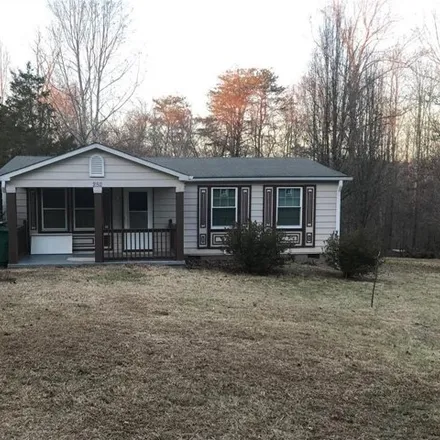 Image 1 - 291 West Matthews Street, Stoneville, NC 27048, USA - House for sale