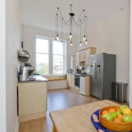 Image 5 - 1 Maurice Place, City of Edinburgh, EH9 3EP, United Kingdom - Apartment for sale