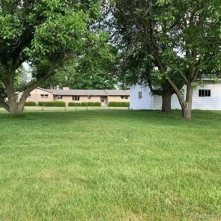 Image 5 - Hickory Manor Drive, Owosso Charter Township, MI 48867, USA - House for sale