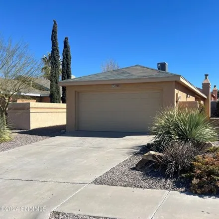 Buy this 3 bed house on 2253 South Don Roser Drive in Las Cruces, NM 88011