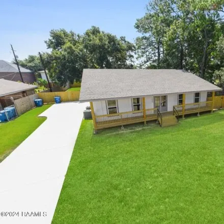 Image 2 - 143 Dolphin Street, Lafayette, LA 70508, USA - House for sale