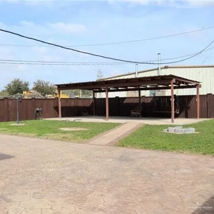 Image 2 - 300 Watson Road, Basham Number 19 Colonia, Palmview, TX 78572, USA - House for sale