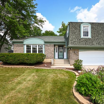 Rent this 4 bed house on 1653 Scottdale Circle in Wheaton, IL 60189