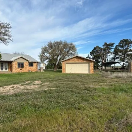 Image 9 - WWD Farms Airport, 615 County Road 145, Graham, Post, TX 79356, USA - House for sale