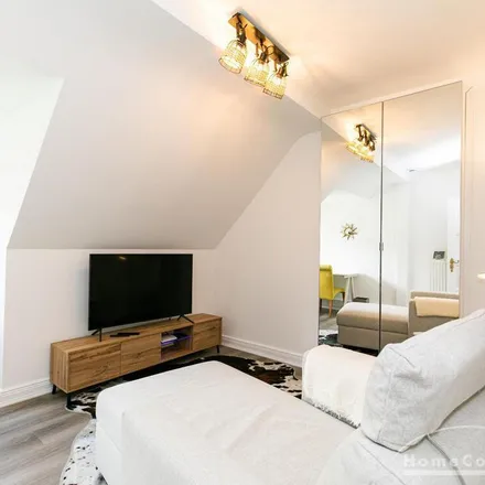 Rent this 2 bed apartment on Ebereschenweg 2 in 22587 Hamburg, Germany
