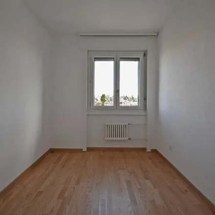 Rent this 4 bed apartment on Route du Châtelet 8 in 1700 Fribourg - Freiburg, Switzerland