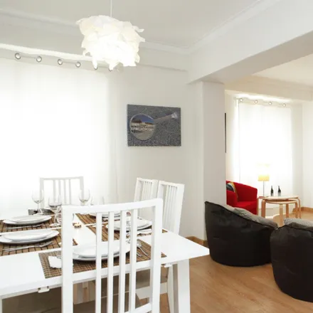 Rent this 3 bed apartment on unnamed road in 2765-542 Cascais e Estoril, Portugal