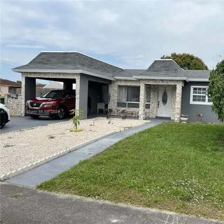 Image 4 - 5398 Southwest 10th Court, Margate, FL 33068, USA - House for sale