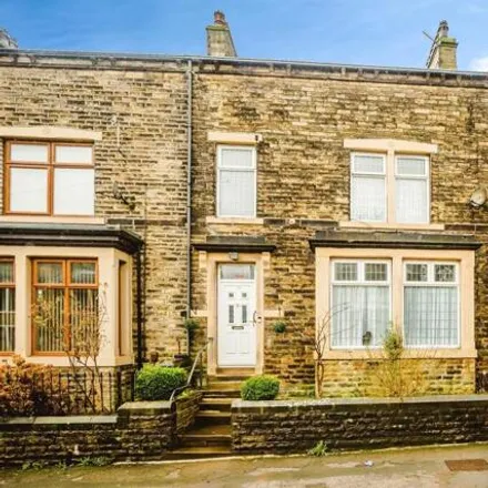 Buy this 6 bed house on Lemington Avenue in Halifax, HX1 3XD