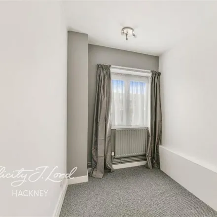 Image 8 - Matthias House, Howard Road, London, N16 8PT, United Kingdom - Apartment for rent