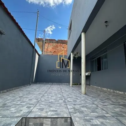 Buy this 5 bed house on Rua Antônio Dias Adorno in Igarapé - MG, 32900