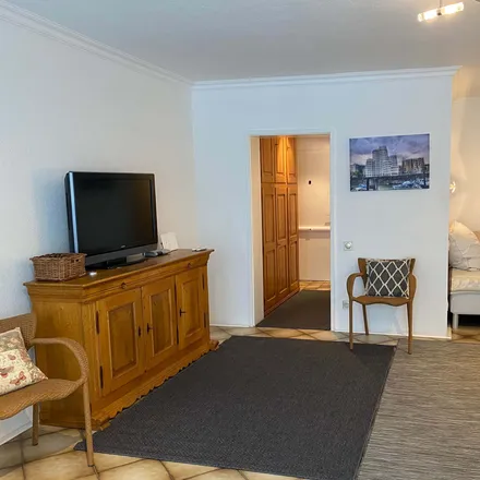 Rent this 2 bed apartment on Wickrather Straße 39 in 40547 Dusseldorf, Germany