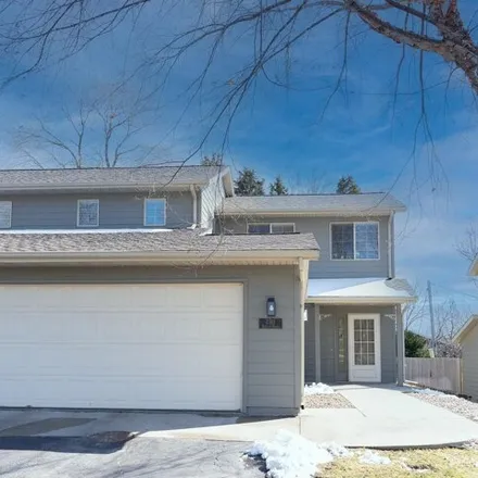 Buy this 3 bed house on 2317 East Beacon Place in Sioux Falls, SD 57103