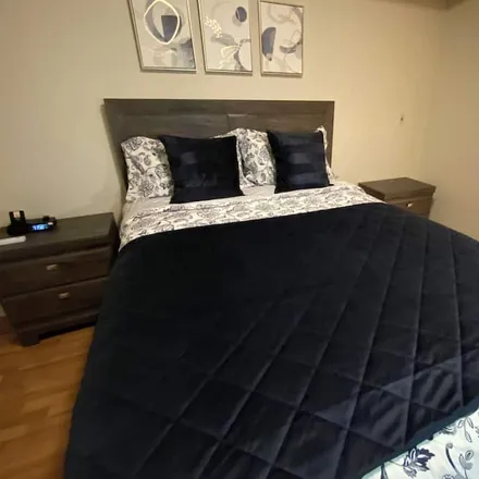 Rent this 2 bed apartment on Mississauga in ON L5B 4P5, Canada