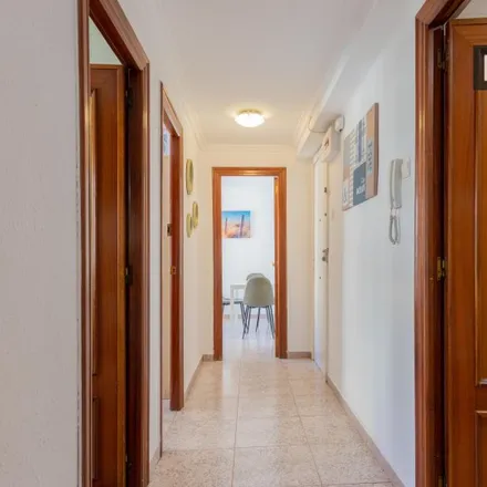 Image 3 - Pistes d'esport, Carrer de Peris Brell, 46023 Valencia, Spain - Apartment for rent