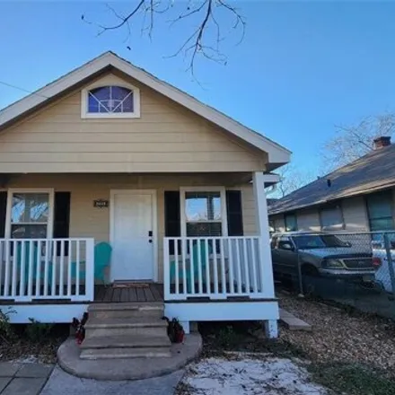 Rent this 2 bed house on 2073 Everett Street in Houston, TX 77009