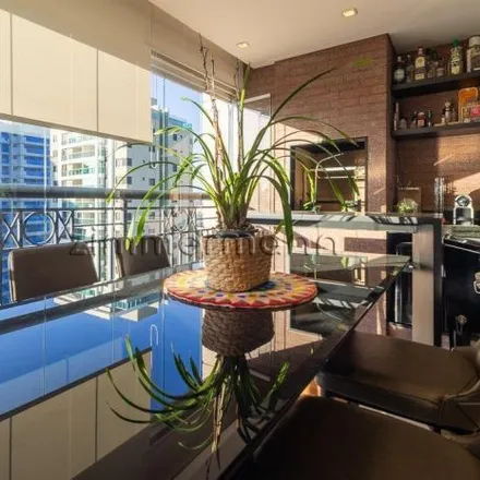 Buy this 3 bed apartment on Rua Loefgren 1792 in Mirandópolis, São Paulo - SP