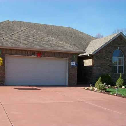 Buy this 3 bed house on 840 East Kings Carriage Boulevard in Nixa, MO 65714