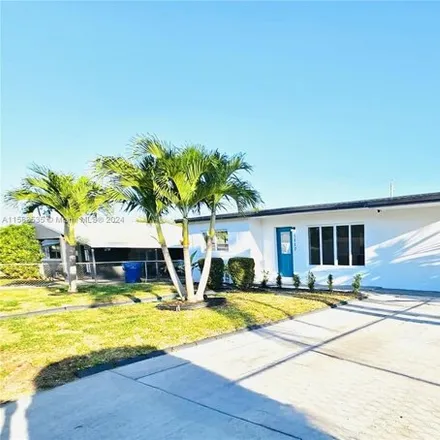 Image 2 - 1129 West 26th Court, Riviera Beach, FL 33404, USA - House for sale