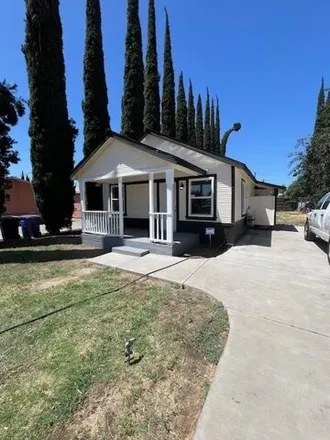 Buy this 2 bed house on 695 South Conejo Avenue in Modesto, CA 95354