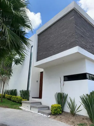 Rent this studio house on Circuito del Pedregal in 78295 San Luis Potosí, San Luis Potosi
