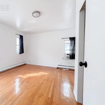 Image 1 - 2060 82nd Street, New York, NY 11214, USA - House for rent