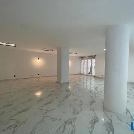 Buy this 4 bed apartment on Rua Abílio Soares 925 in Paraíso, São Paulo - SP