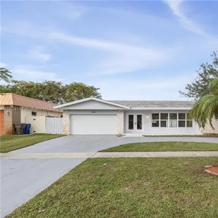 Image 2 - 3401 North Park Road, Hollywood, FL 33021, USA - House for sale