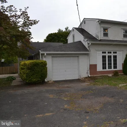 Rent this 3 bed house on 424 Prospect Avenue in Windsor Pass, Horsham Township