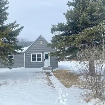 Image 2 - 3rd Street Southeast, Baudette, MN, USA - House for sale