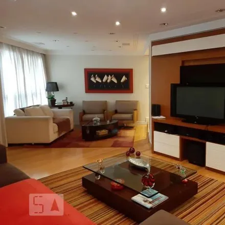 Rent this 4 bed apartment on Edifício Conde de Monte Cristo in Rua Copacabana 438, Imirim