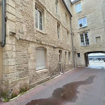 Image 8 - Caen, Calvados, France - Apartment for rent