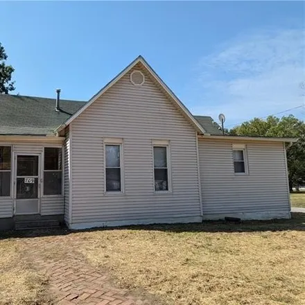 Buy this 3 bed house on 123 South Chisman Street in Windsor, MO 65360