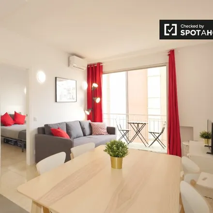 Rent this 1 bed apartment on Avinguda de Roma in 113, 08001 Barcelona