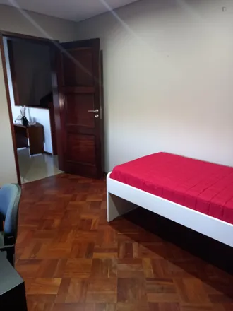 Rent this 7 bed room on Avenida de Fernão de Magalhães in 4350-161 Porto, Portugal