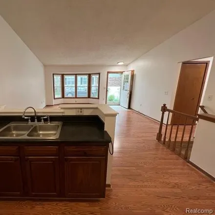 Image 6 - 42163 Mill Race Circle, Plymouth Township, MI 48170, USA - Condo for sale