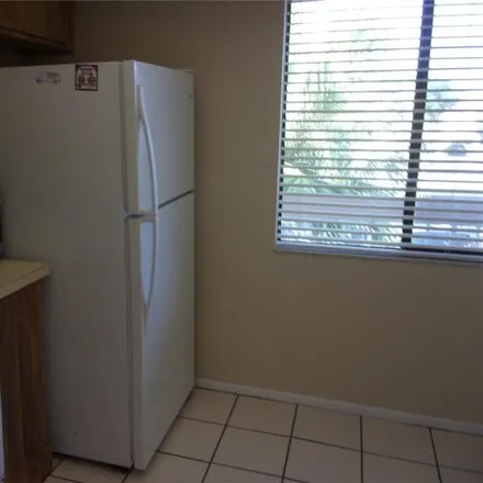 Image 4 - 179 Lakeview Way, Palm Harbor, FL 34677, USA - Condo for rent