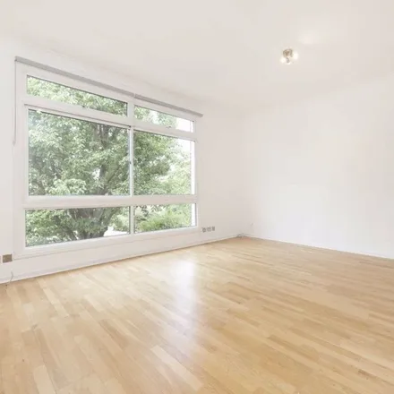 Image 2 - 112 Loudoun Road, London, NW8 0NG, United Kingdom - Apartment for rent